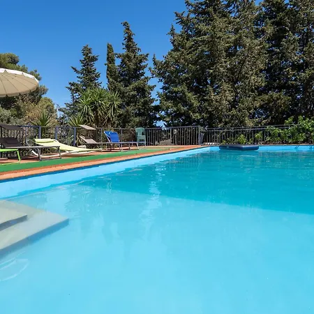 Casale Leonardo * Νότο