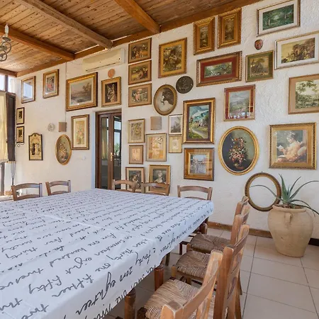 Casale Leonardo
